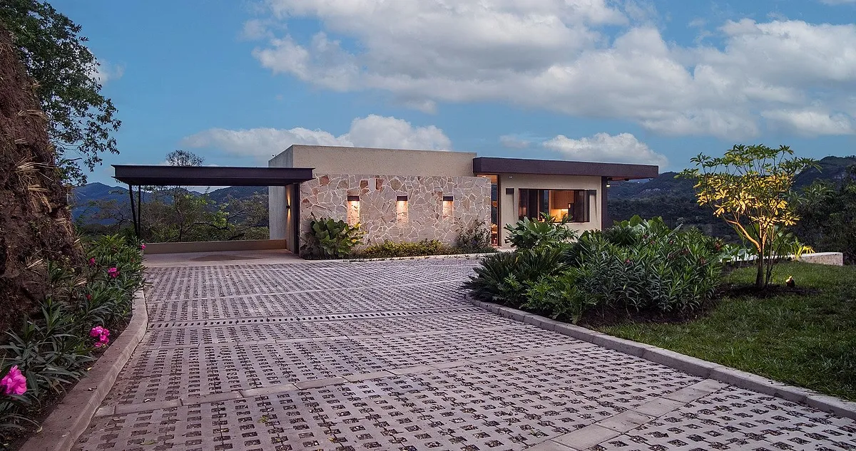 Casa en Conjunto Cerrado en Providencia García, Anapoima: la vista principal de la propiedad