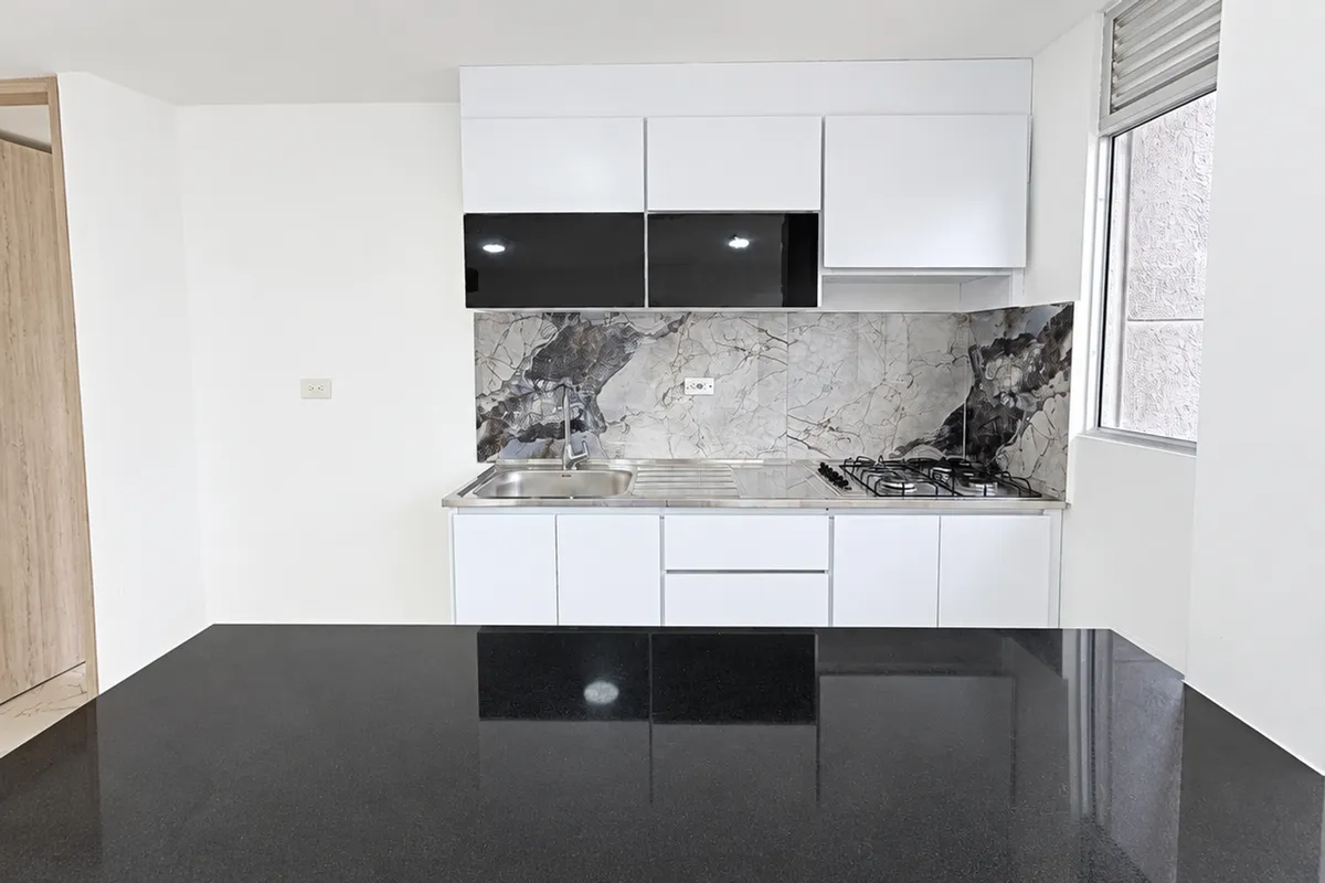 Apartamento de tres habitaciones en conjunto cerrado, Los Muiscas, Tunja