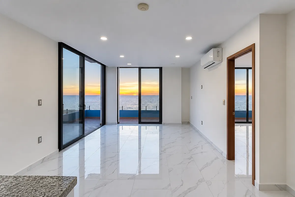 Vida a pie de Los Pinos, Mazatlán, a la puerta del departamento